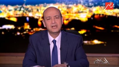 فيديو| عمرو أديب: شباب العمل والصناعة أهم من مين قلع ومين لبس