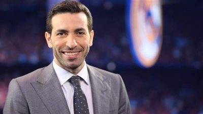 تعليق ناري من محمد أبوتريكة على قرارات مجلس الأهلي