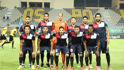 الحضري وصلاح أمين يقودان النجوم أمام الزمالك