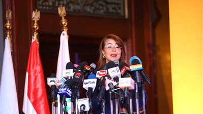 صور | وزيرة التضامن تشهد الحفل السنوي لمبادرة عنيك في عنينا 