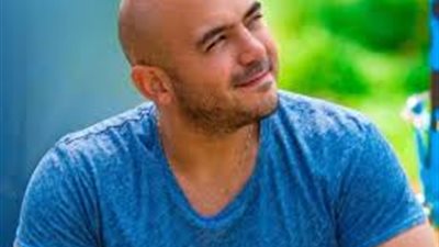 العسيلي يوافق على إحياء حفل زفاف معجبة 
