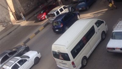صور.. عودة الدراسة تتسبب في ازدحام مروري بشوارع الجيزة 