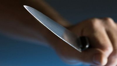 طعنها فسقطت من الطابق الثالث.. تفاصيل واقعة العلاقة المحرمة بين 