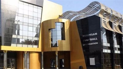 الأهلي يطلب من اتحاد الكرة معرفة أسباب تأجيل مباراة بيراميدز