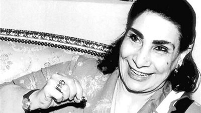 ماري منيب مدوباهم اتنين .. حياتها الشخصية تتحول إلى أشهر أفيه
