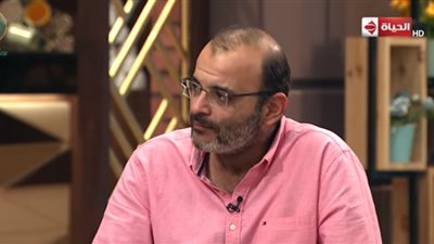 فيديو | بكاء أيمن بهجت قمر في قهوة أشرف.. والسبب خاص بـ 