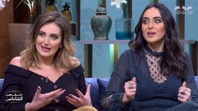 فيديو| وصلة ردح بين منى الشاذلي و فايا وريحان يونان