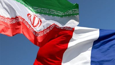 إيران وفرنسا على أعتاب اعادة العلاقات الدبلوماسية كاملة 