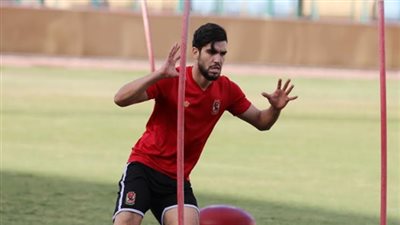 مستشفي الأهلي| لاسارتي يطمئن على أزارو.. وجلسة في الجيم لثلاثة لاعبين