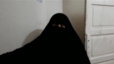 مثاليات يعشن في الظل.. «انتصار» رحلة كفاح مع 6 بنات