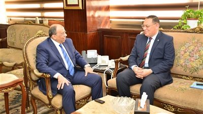 تفاصيل لقاء محافظ الشرقية ووزير التنمية المحلية
