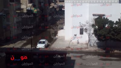 صور| طقس مائل للبرودة والشوارع غارقة في مياه الأمطار ببورسعيد