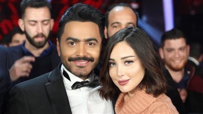 هذا تعليق بسمة بوسيل زوجة تامر حسنى على  بطلة كليب ناسيني ليه