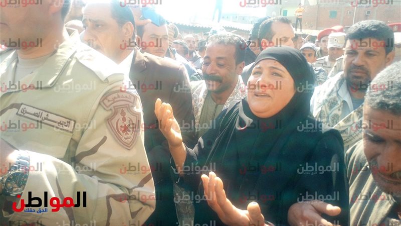  والدة الشهيد محمد