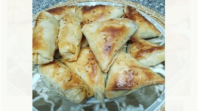 خليك خفيف .. حضري فطائر لذيذة بحشو مختلف لأولادك