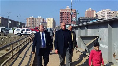 اللواء البنداري يقود حملة لإزالة الاشغالات بشوارع كفر الشيخ