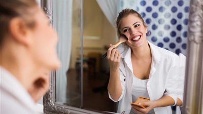 لكل أنثى ..5 حيل تجميلية ستغير مظهرك في ثوان