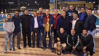 الأهلي يتوج بـ « بطولة القاهرة الشتوية للسباحة» ويحصد 15 كأسا