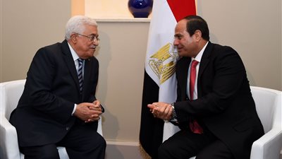 القمة العربية الأوروبية 2019| الرئيس الفلسطينى: مصر ديمًا جنبنا 