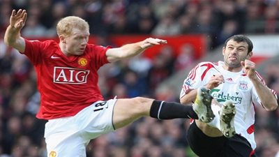 انطلاق قمة مانشستر يونايتد وليفربول بمشاركة محمد صلاح