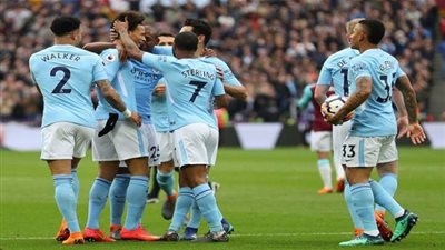 جوارديولا يبدأ بالقوة الضاربة أمام تشيلسي في نهائي الكأس