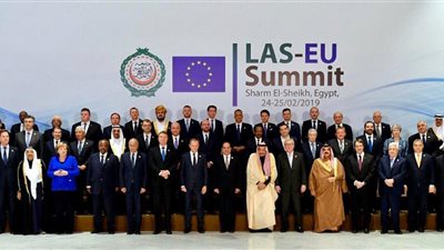 السيسي في ختام القمة العربية الأوروبية الأولى يعلن زمان ومكان الدورة الثانية