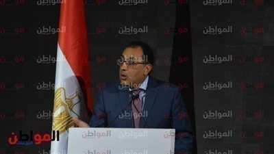 مصطفى مدبولي يطمئن على جاهزية استاد السويس لبطولة أمم إفريقيا
