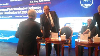 صور| وزير الزراعة يفتتح فعاليات المؤتمر الدولي الثالث لتحلية المياه في مصر