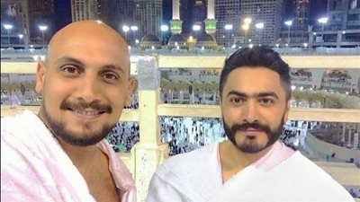 بعد عمرة تامر حسني .. فنانون مصريون اختلفت معهم السعودية
