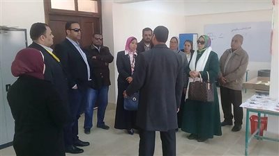 «رئيس برج العرب» تشرف على زراعة الأشجار المثمرة بالمدارس    