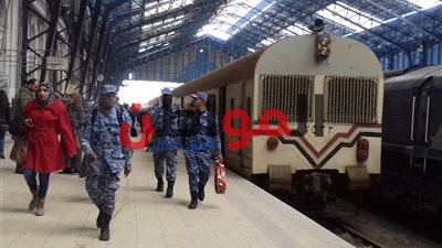 صور| انتظام حركة القطارات بسكك حديد الإسكندرية 