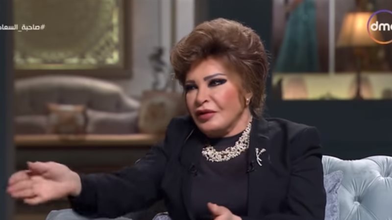  الفنانة صفية العمري