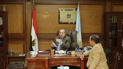 محافظ كفرالشيخ يتابع انجازات مشروع محو الأمية وتعليم الكبار