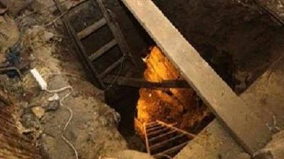شرطة السياحة تداهم منزل عاطل لـ تنقيبه عن الآثار أسفل منزله 