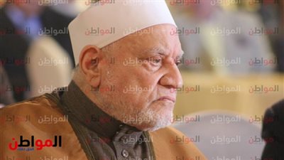 أحمد عمر هاشم يقدم منهجًا للدفاع عن الحديث بمعرض زايد للكتاب