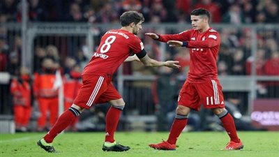 بايرن ميونيخ يواجه مونشنجلادباخ في محاولة اللاحق بـ«دورتموند»