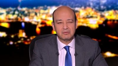 فيديو| سائقين قطار يتعاطون الحشيش .. وأديب ينفعل: انبسطوا بس مش على جثثنا 