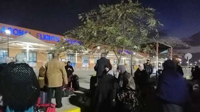 صور| الفلسطينيون يذهبون لأداء مناسك العمرة عبر مصر