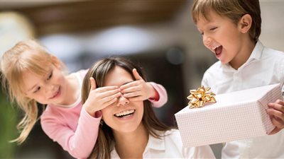 لإسعاد ست الحبابيب .. هدايا عيد الأم 2019 