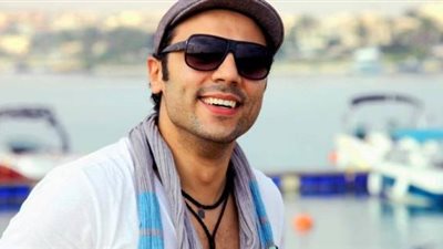 أحمد فريد مع عادل إمام في فالنتينو