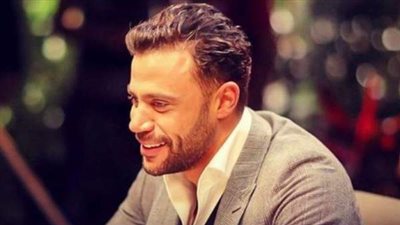 محمد إمام يطلب من جمهوره «ترشيح نجمة لبنانية في هوجان»