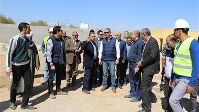 محافظ سوهاج يتفقد مشروعات تتبع برنامج التنمية المحلية لصعيد مصر