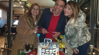 فريق عمل مسلسل ياسمينا يحتفل بعيد ميلاد محمد الغيطي