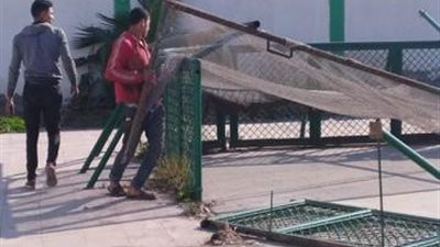 صور| إزالة ملعب هوكي الإنزلاق وتسليم أرضه لمركز الإستاد ببورسعيد