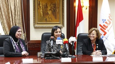 مايا مرسي تشكر رئيس الوزراء على مساندته «جهاز تنمية المشروعات»