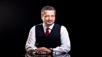 تامر أمين ساخراً: باريس سان جيرمان خسر بسبب تميم