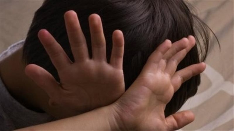 هتك عرض الأطفال