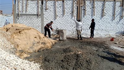 تنفيذ 3 قرارات إزالة لأعمال بناء مخالف بـ حي غرب أسيوط