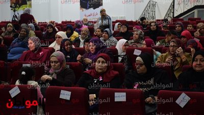 احتفالا بـ مئوية المرأة المصرية.. محاربات بهية تحتشدن في مسرح القومي