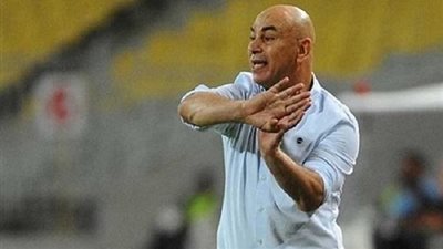 حسام حسن يعلن قائمة سموحة في أولى مبارياته أمام الإسماعيلي